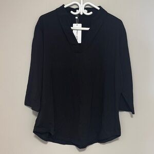 Black V-Neck 3/4 Sleeve Blouse - Classic Everyday Top